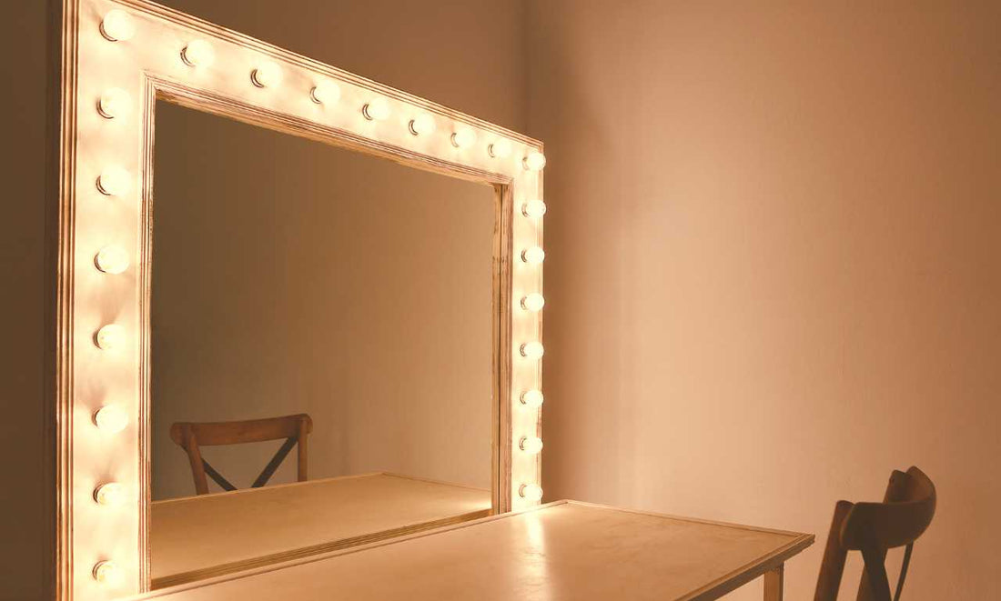 Accessorizing Around Your LED Mirror: Style Tips